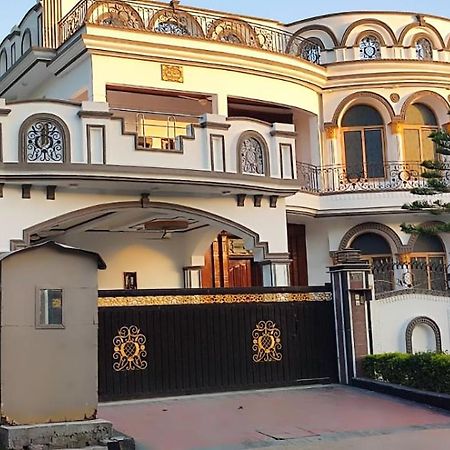 Butt Lodges 2 Islamabad Exterior photo